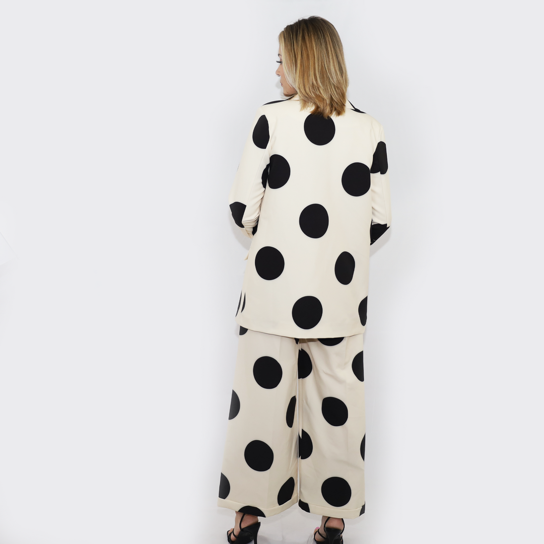 OE ELEGANT DOT-PRINT SUIT