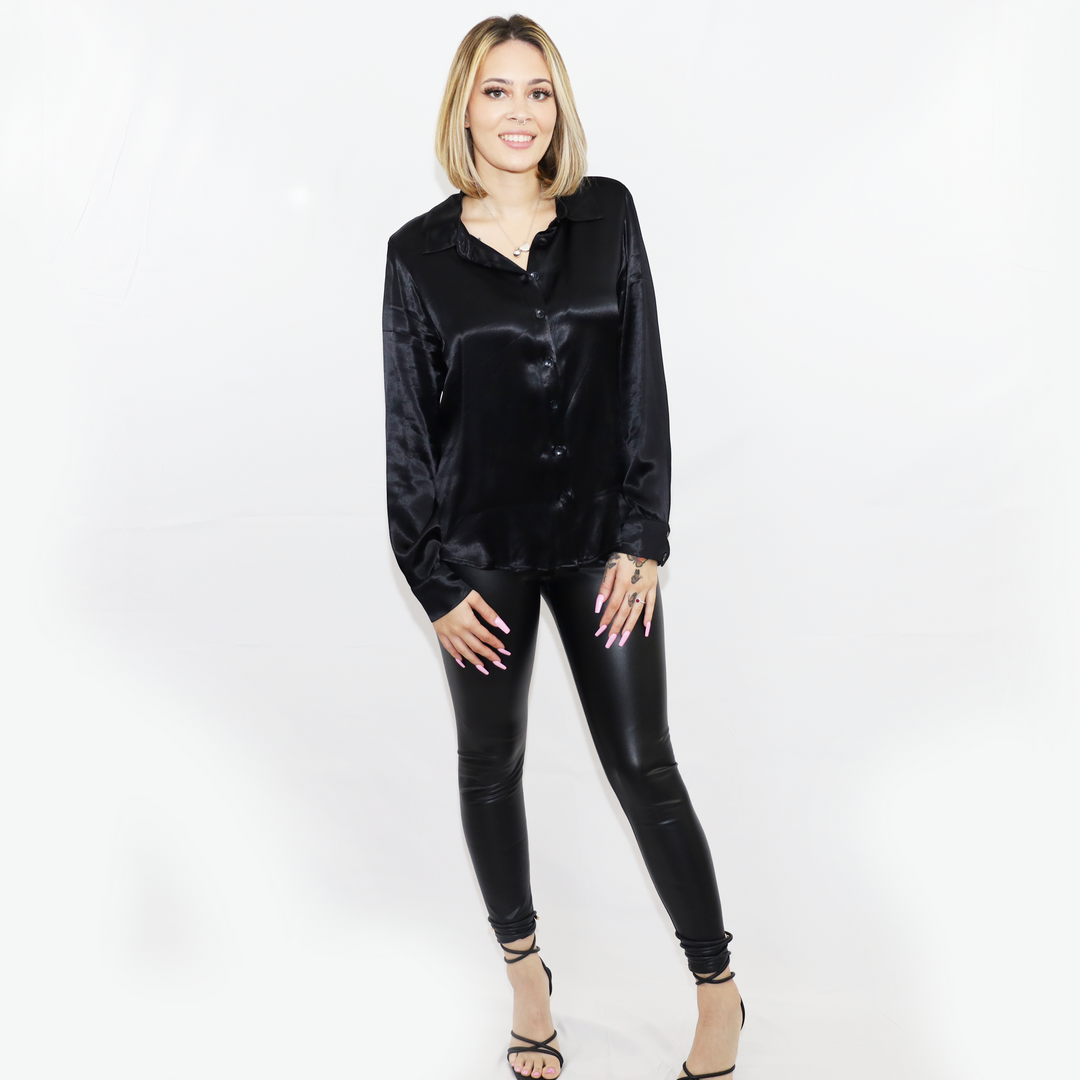 MATCHING TAILER-FIT BLACK SHIRT AND LEATHER PANTS