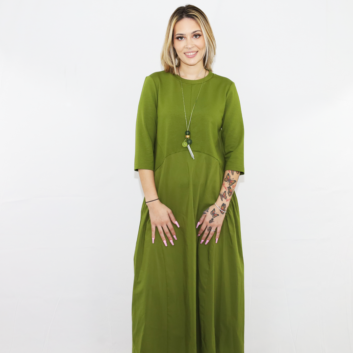 Elegant Green Dress with Necklace