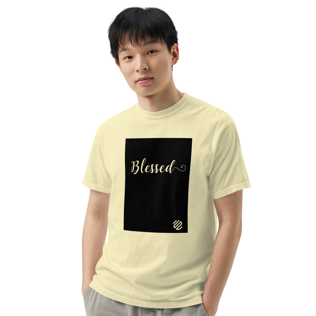 Men’s garment-dyed heavyweight t-shirt